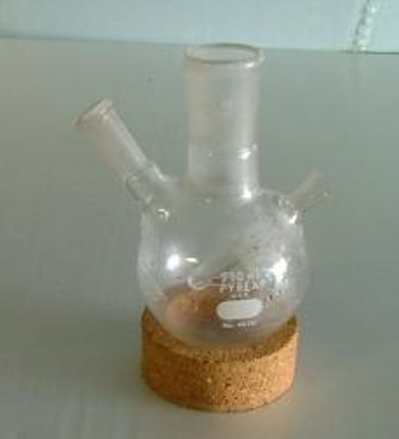 Used QTY. 1. PYREX ROUND BOTTOM 2 NECK BOLING FLASK WITH THERMOCOUPLE HOLDER NO. 4620 NECKS = 14/35 AND 29/42.