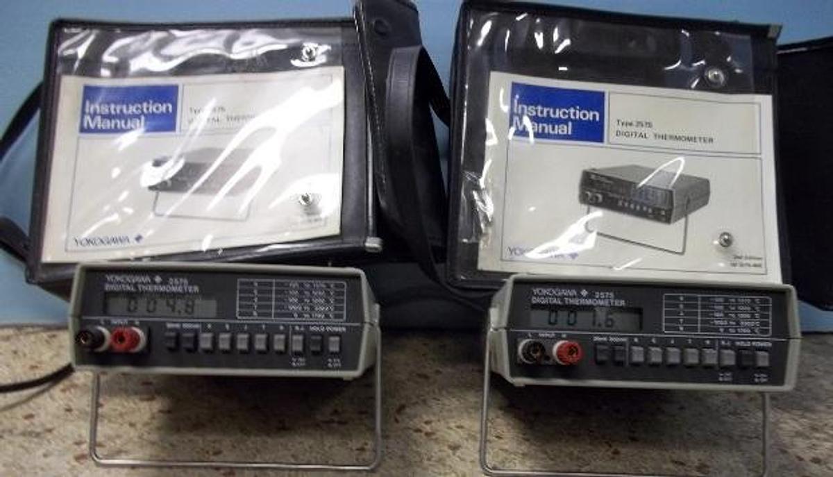 Used YOKOGAWA DIGITAL BENCH TOP THERMOMETER MODEL: 2575 /0-4/C TYPE: 2815