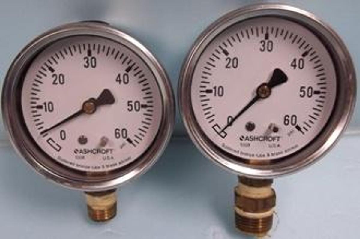Used QTY. 2. ASHCROFT 1008 U.S.A. SOLDERED BRONZE TUBE & BRASS SOCKET PRESSURE GAUGE READING 0-60 PSI.