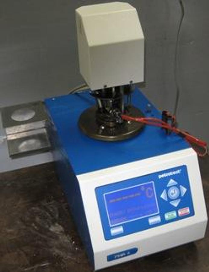 Used QTY. 1. PETROTEST INSTRUMENTS