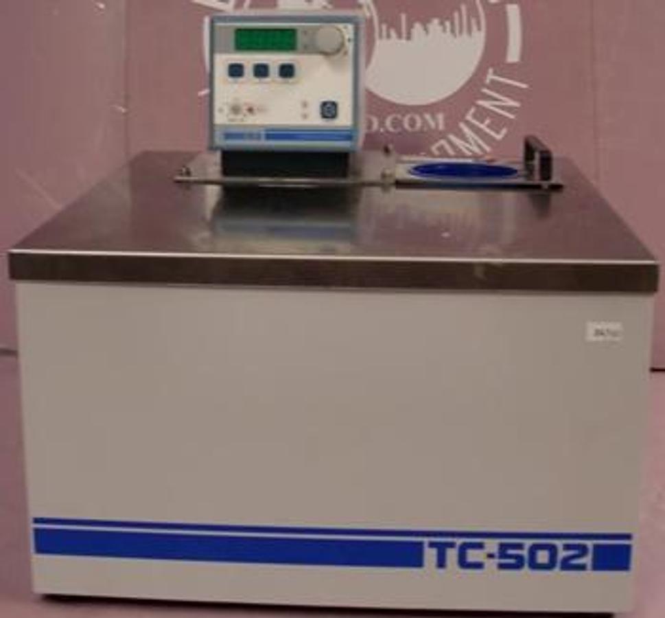 Used QTY. 1. BROOKFIELD TC-502 HEATING/COOLING BATH MODEL: TC-502D 115V 60HZ 12A SRN G51531 NOT WORKING PROPERLY