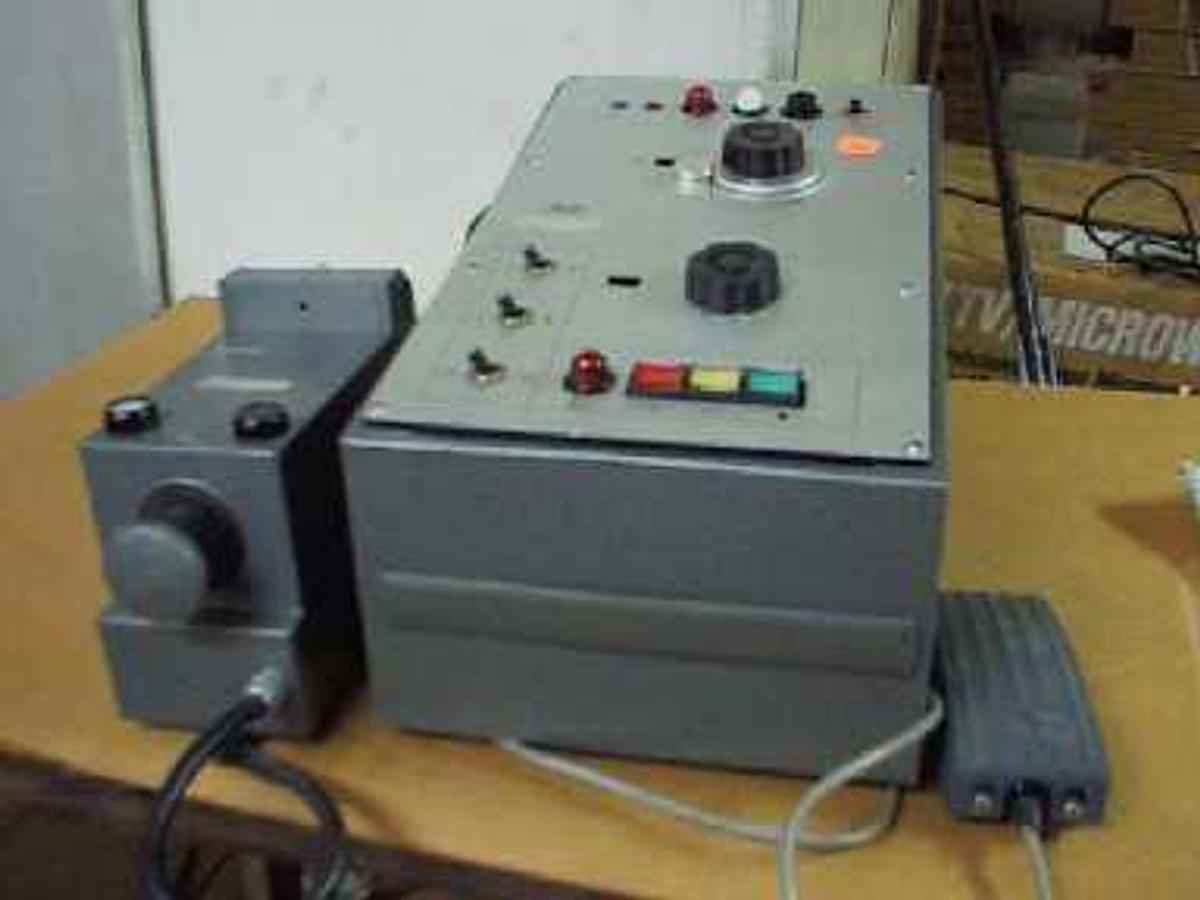 Used LEITZ WETZLAR ORTHOMAT 3.2:1 AND CONTROLLER WITH MICRO FOOT SWITCH