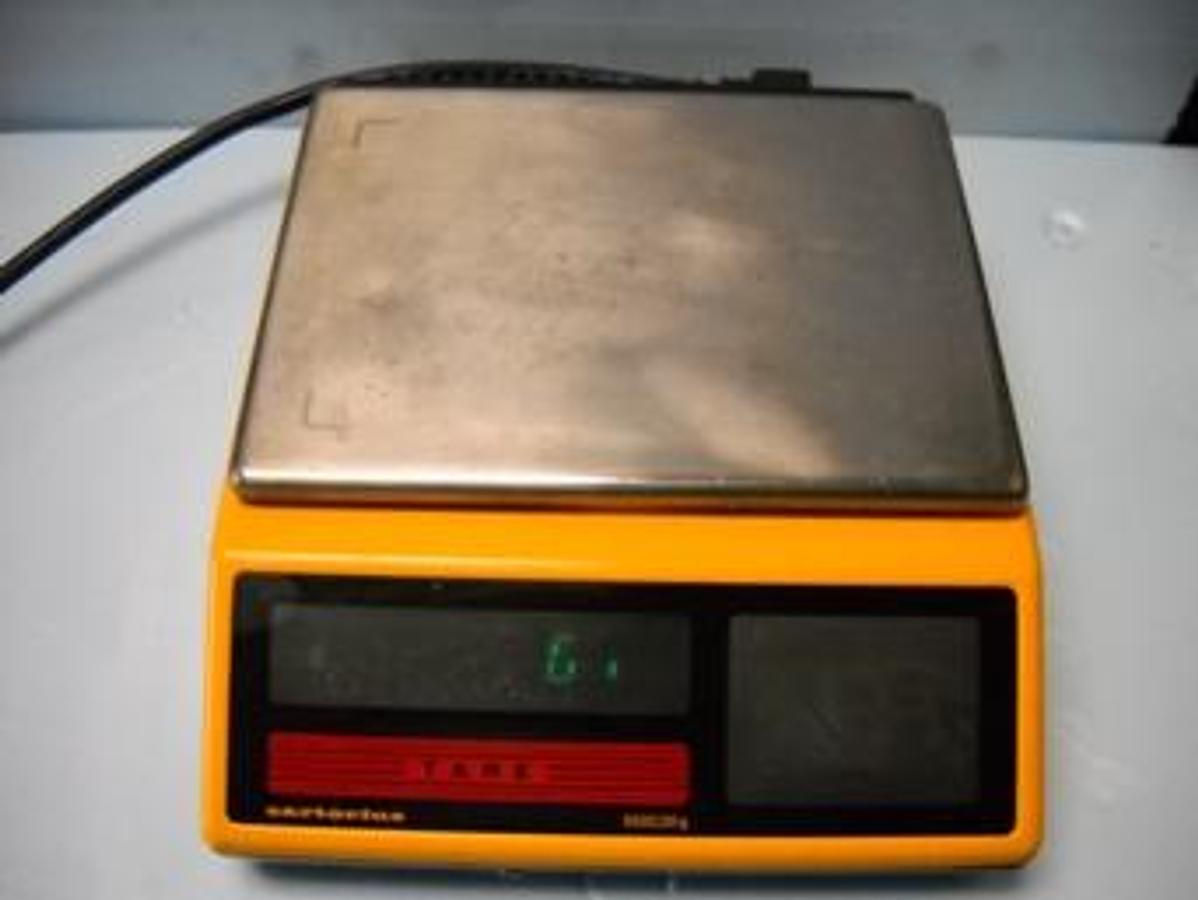 Used QTY. 1. SARTORIUS SCALE BALANCE