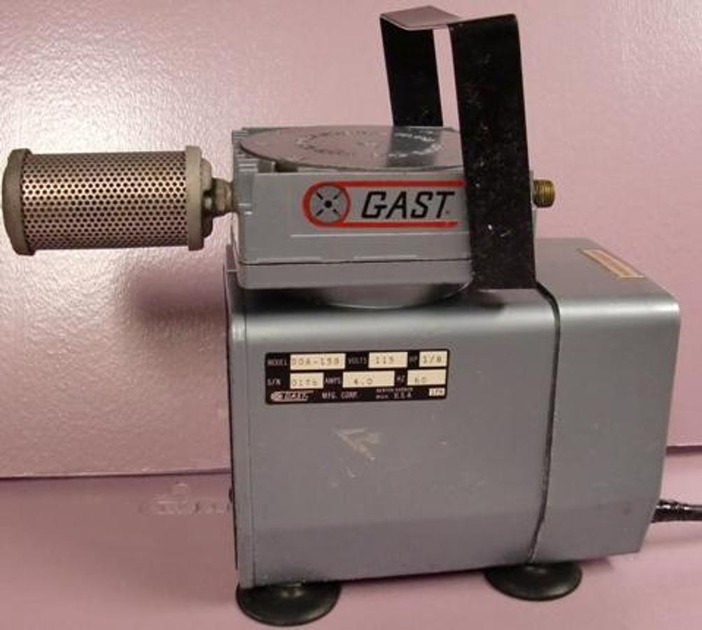 Used GAST DIAPHRAGM OIL LESS VACUUM PUMP / COMPRESSOR