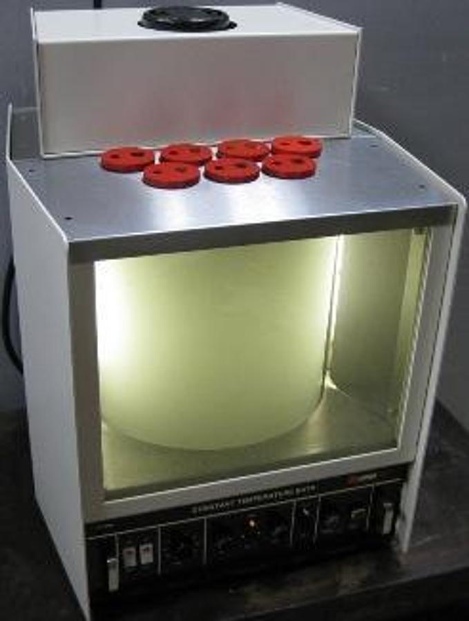 Used CANNON INSTRUMENT COMPANY CONSTANT TEMPERATURE KINEMATIC VISCOSITY BATH