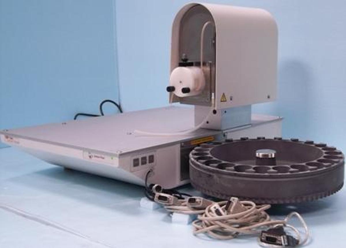 Used QTY. 1. ANTON PAAR GRAZ-AUSTRIA SAMPLE CHANGER TYPE: SP-1M 115V ~ 60 HZ 50 VBA FUSE: T 1 A