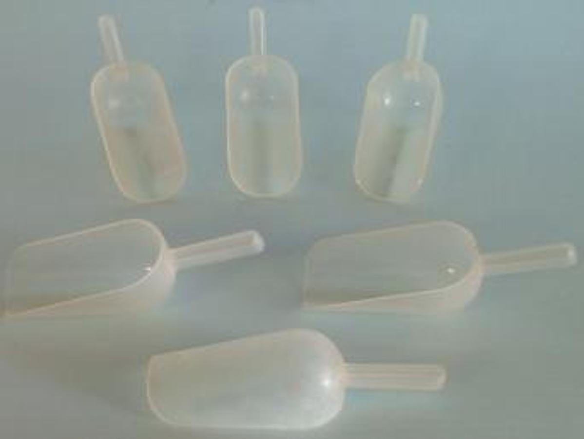 Used PLASTIC SCOOPS