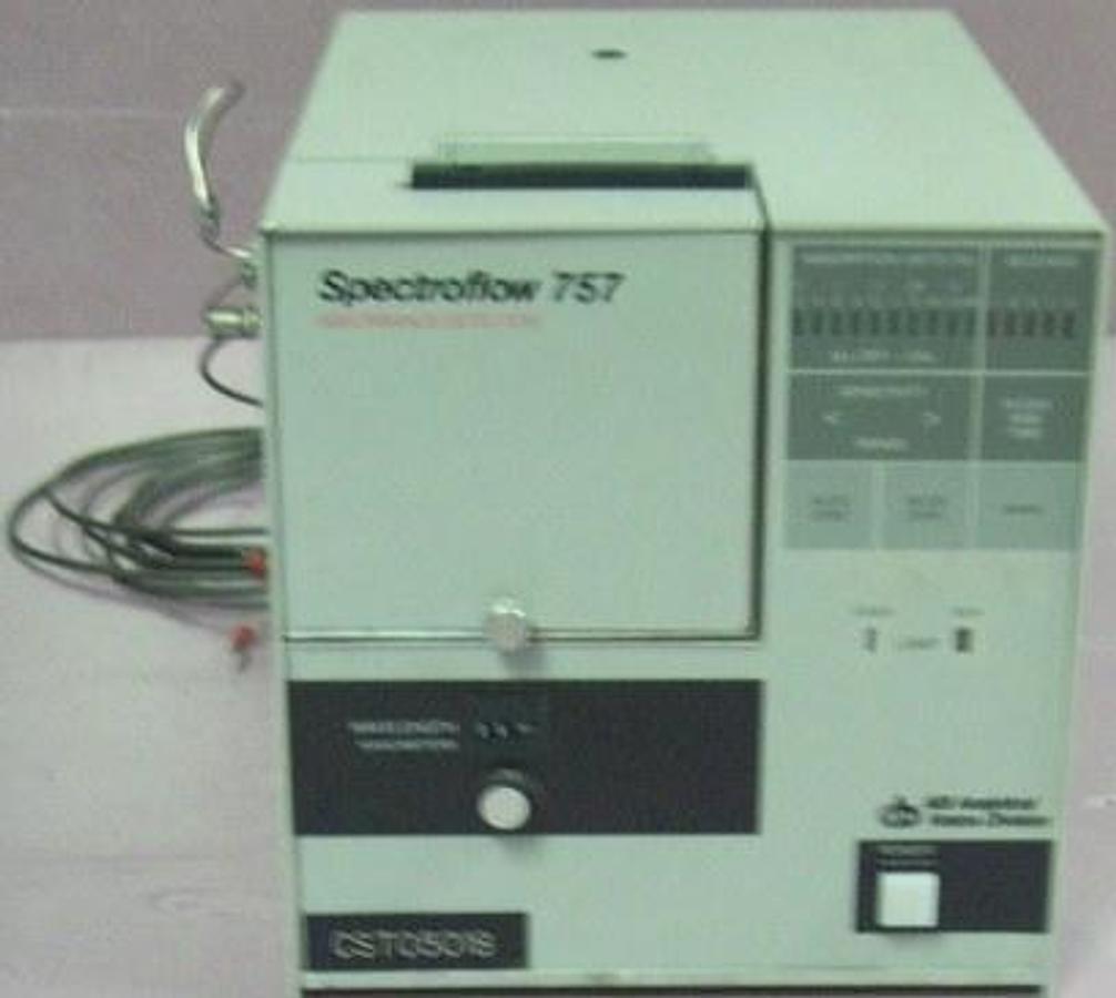 Used ABI ANALYTICAL KRATOS DIVISION SPECTROFLOW 757 ABSORBANCE DETECTOR