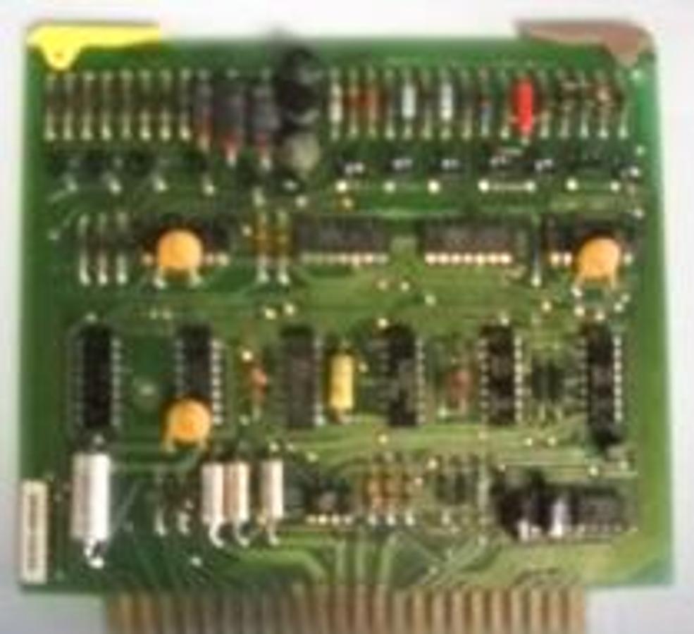 Used QTY. 1. HEWLETT PACKARD HP 05702-69050 DIV 43 REV G BOARD.