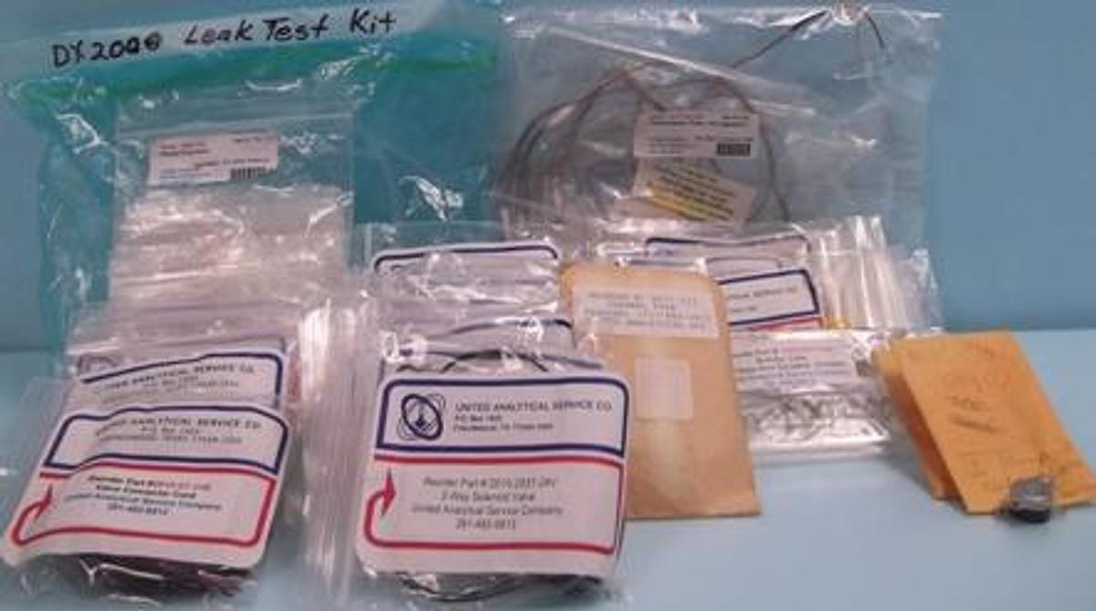 Used QTY. 1. LOT OF ROSEMOUNT TEKMAR DOHRMANN DX-2000 PARTS WITH 9. 2-WAY SOLENOID VALVE REORDER PART NO.: DO10-293T-24V WITH 3. 3-WAY SOLENOID VALVE REORDER PART NO.: DO10-285T WITH 3. THERMOCOUPLE PROBE