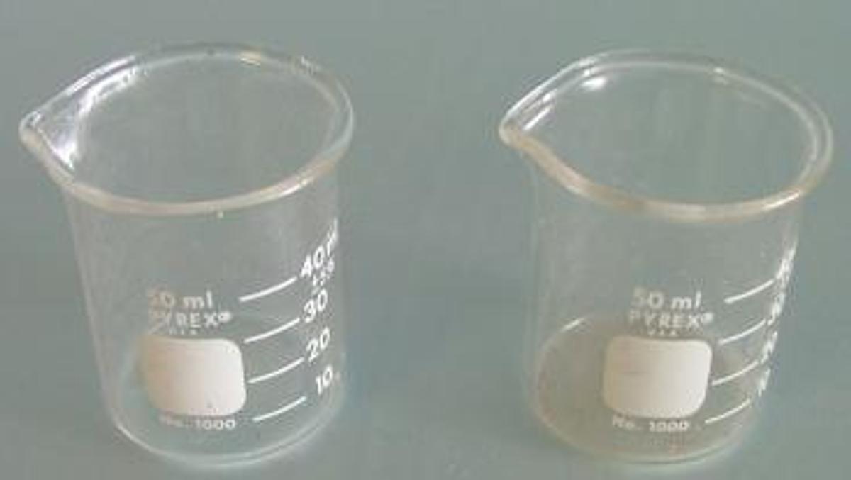 Used QTY. 2. PYREX: NO 1000 BEAKERS 50 ML