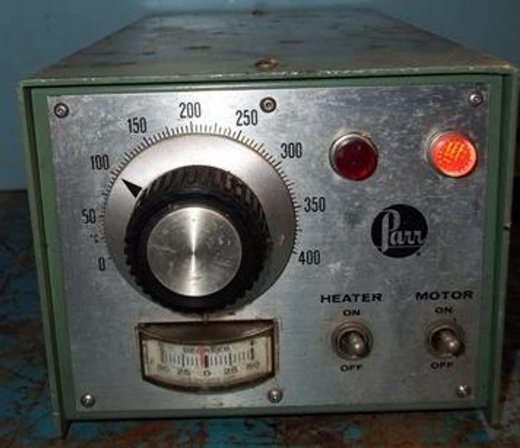 Used PARR TEMPERATURE CONTROLLER CAT# 4831 LOT# 1281 115V 50/60HZ AMPS MAX 10.0.