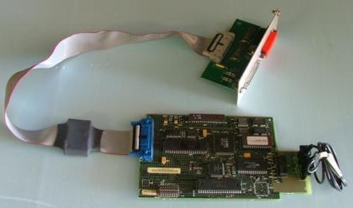 Used HEWLETT PACKARD HP-IB / RS232 COMPLETE SETUP CONSISTING OF: HP BOARD 19257-60020 DIV 43 REV A-1 AND HP BOARD 19257-600210 REV A DIV 43