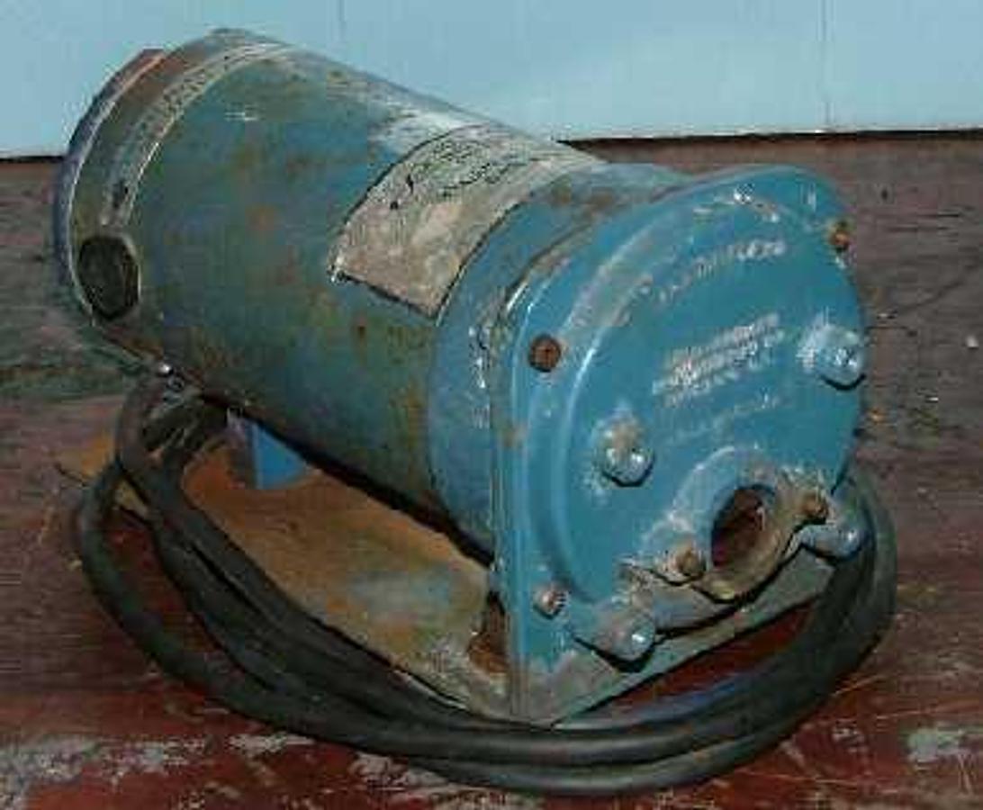 Used QTY. 1. COLE PARMER INSTRUMENTS CO. MASTER FLEX PUMP (MOTOR ONLY NO PUMP HEAD) CATALOG NO. 7553-20