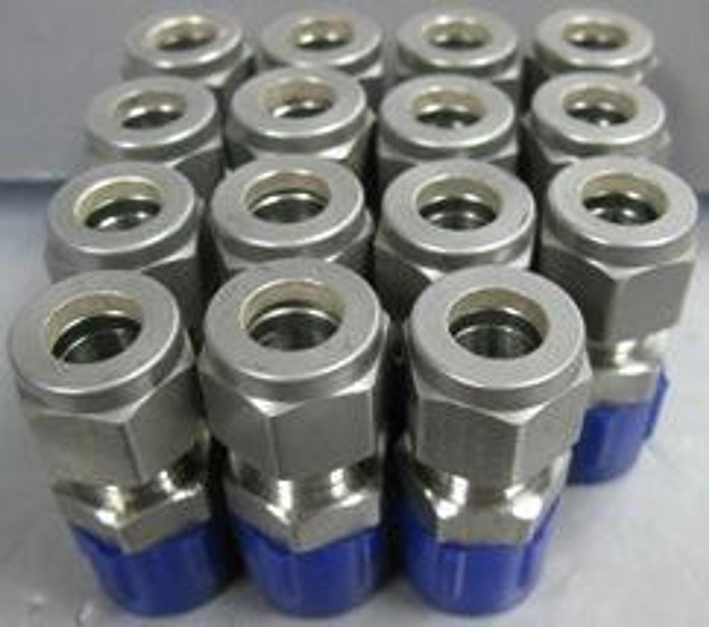 Used TYLOK TUBE X MNPT