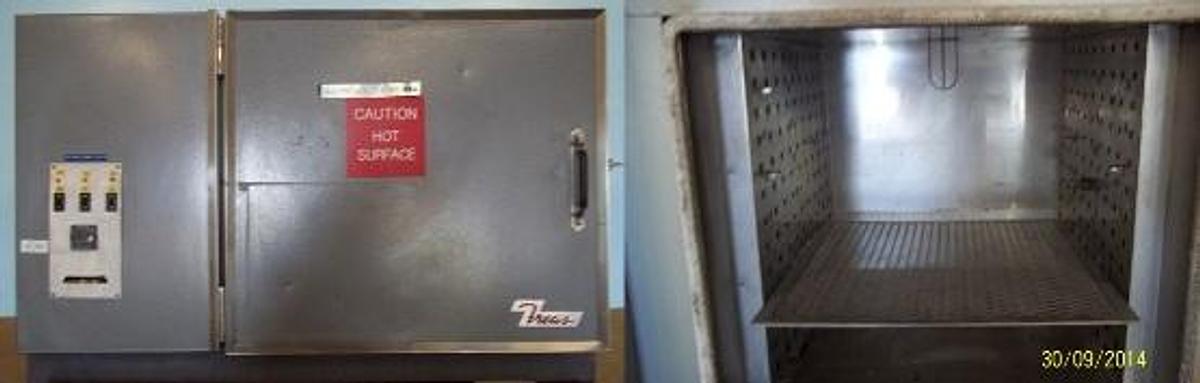 Used QTY. 1. GCA PRECISION SCIENTIFIC FREAS FORCED AIR OVEN MODEL: 625A SERIAL: 16AF4-431 CAT NO: 31058 120/240V 60HZ 4500W 1-3 PHASE FRONT PANEL CONTROL DIGITAL PROGRAMMER (EUROTHERM).