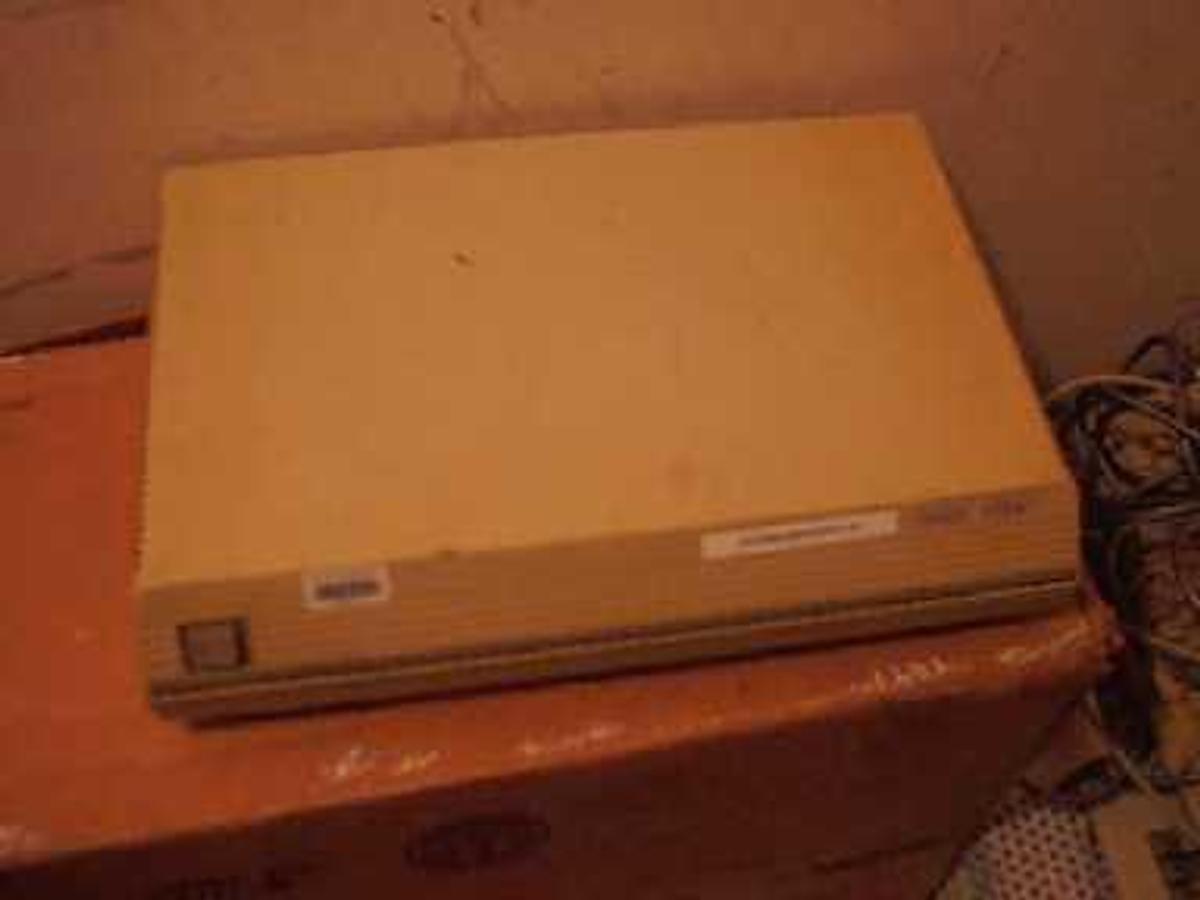 Used DIGITAL VT 240. To see a picture of this lab equ.