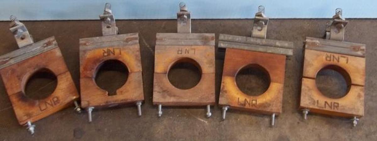 Used LNR WOODED UNISTRUT BRACKET CLAMPS FOR HOLDING UP GLASS COLUMNS 4" DIA