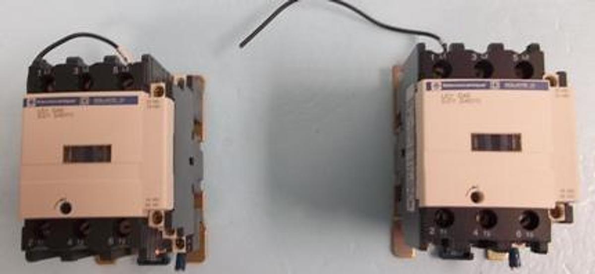 Used QTY. 2. SCHNEIDER ELECTRIC TELEMECANIQUE SQUARE D LC1 D40(LC1 D4011) CONTACTOR UL LISTED 170M 600V