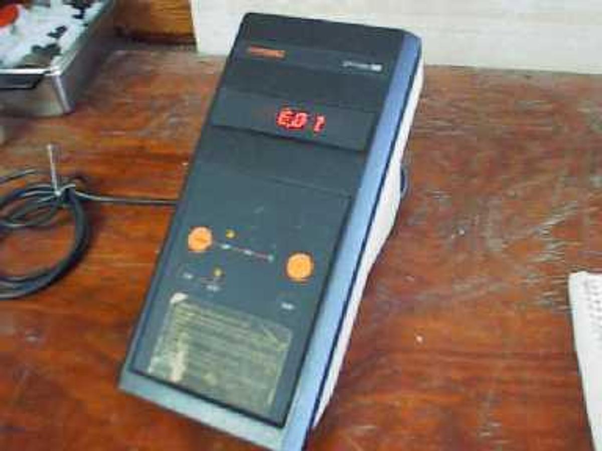 Used QTY. 1. CORNING PH METER 125. (42101n) To see a picture of this lab equ.