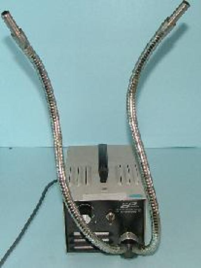 Used COLE PALMER LOW NOISE ILLUMINATOR WITH 2 FIBER OPTIC PROBES.
