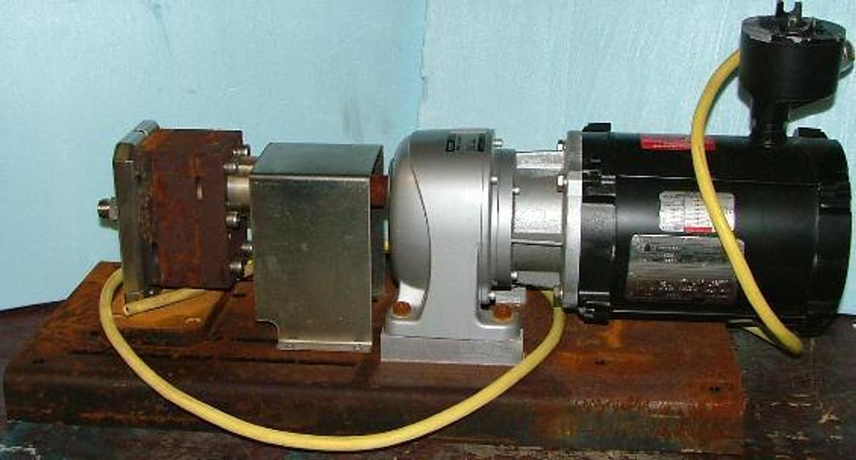 Used SKID MOUNTED PUMP