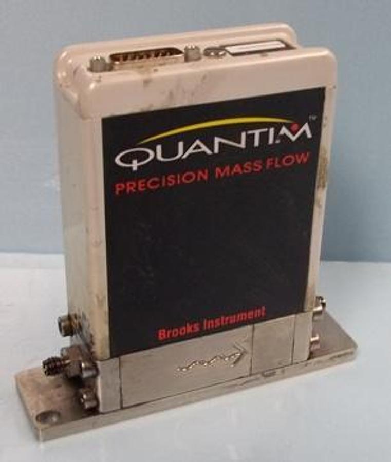 Used QUANTUM PRECISION MASS FLOW CONTROLLER (BROOKS) SERIAL: 1000