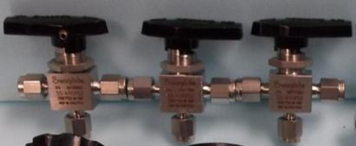 Used SWAGELOK VALVE SS-41GXS2 2500 PSIG @ 100 F 300 F @ 2500 PSIC ITEM NOS: 316 361088001