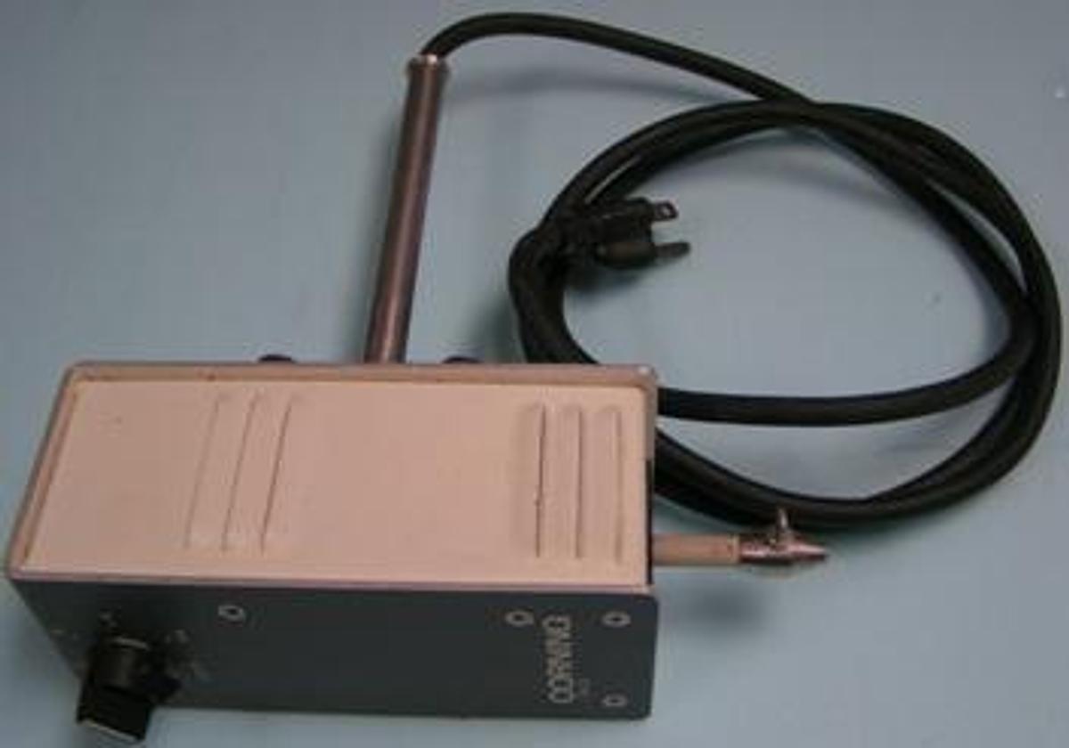 Used CORNING LM-2 AGITATING RING STAND MIXER WITH VARIABLE SPEED CONTROL AGITATOR