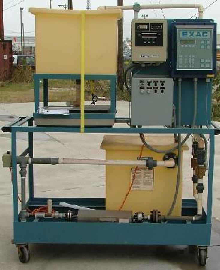 Used PORTABLE WEIGHT AND FLOW STATION? CONSISTS OF: 1) TOP HOPPER 24" X 18" X 18" 1) BOTTOM HOPPER 24" X 18" X 24" 1) TOROID CORPORATION WEIGHT INDICATOR MODEL: P85 300