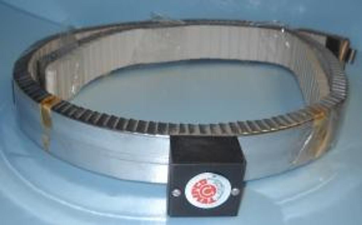Used QTY. 1. TEMPCO ELECTRIC HEATER CORP. UNI-FLO OUTER DIE TOP HEATER BAND CLT TC 171250 2B-01-G CLT 1900 0200C3 2985W 480V K84.