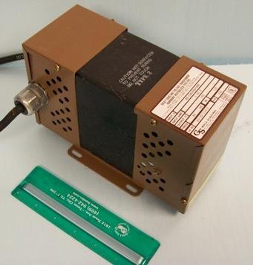 Used QTY. 1. SOLA CONSTANT VOLTAGE TRANSFORMER HARMONIC NEUTRALIZED TYPE CVS