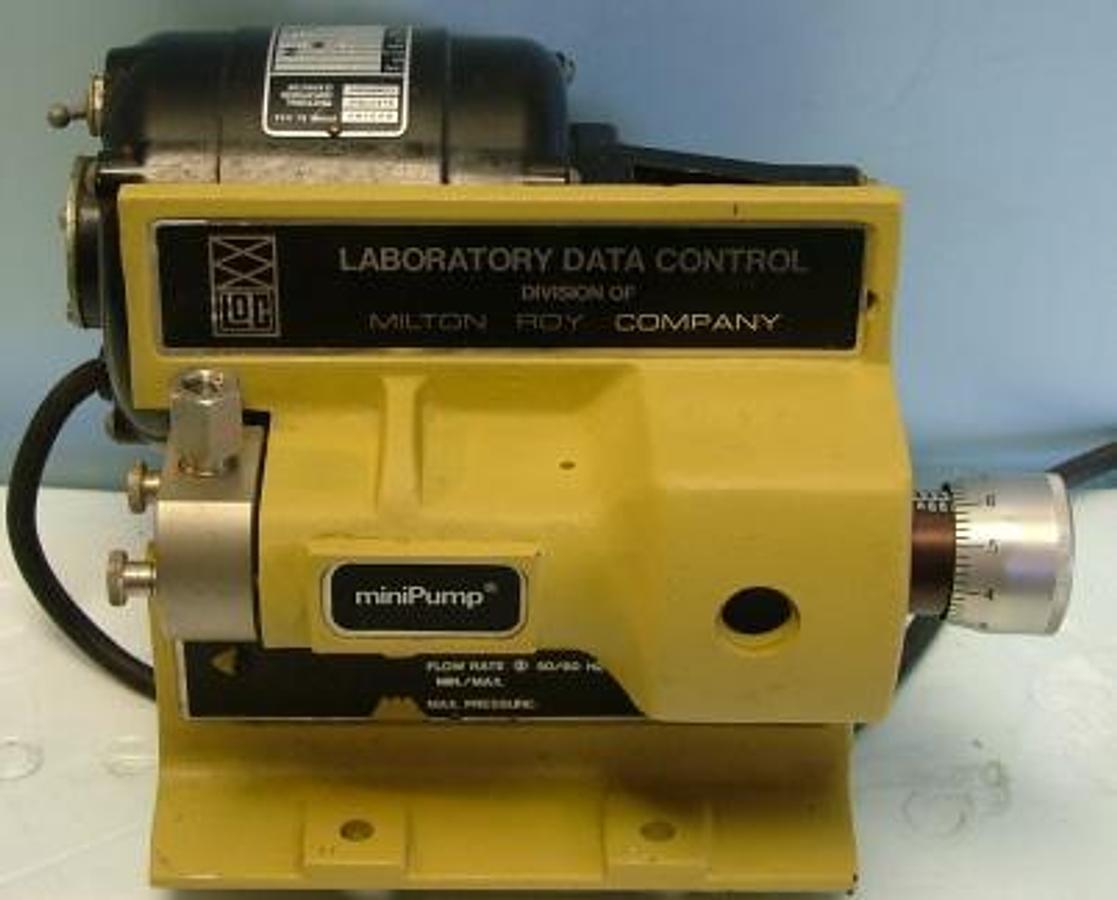 Used LDC (LABORATORY DATA CONTROL) MINI PUMP P/N 92014801 TYPE NSI-33R NO. D16871157 BLACK MOTOR/ BEIGE BASE