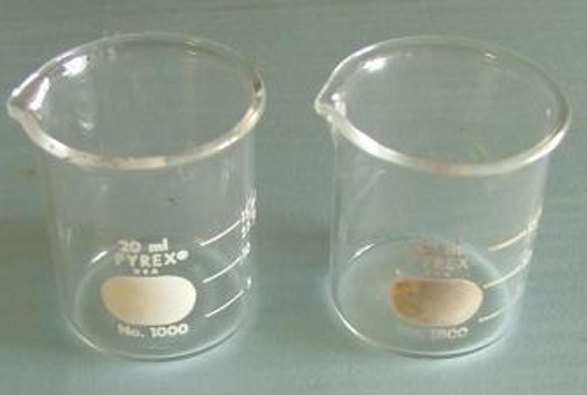Used BEAKERS: 20ML