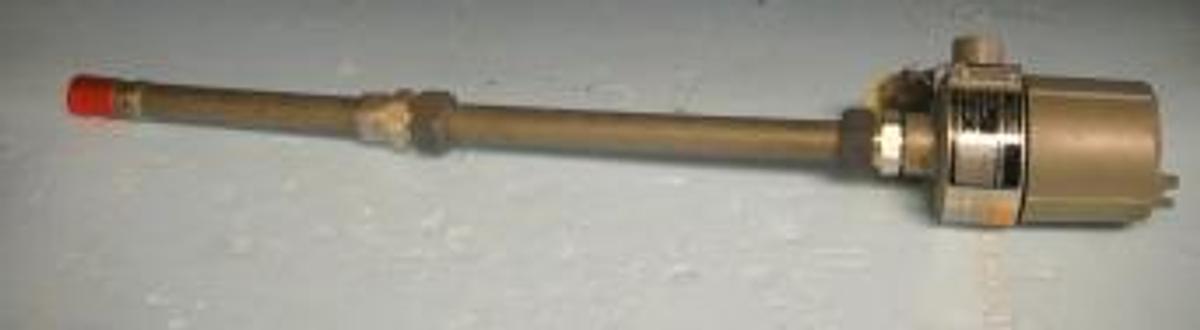 Used ROSEMOUNT ANALYTICAL UNILOC DIVISION RETRACTABLE SENSOR MODEL 395PH FEATURES 3K VITON MAX PRESS PSI 64 MAX TEMP 100 DEG C PART# 23165-00 D.