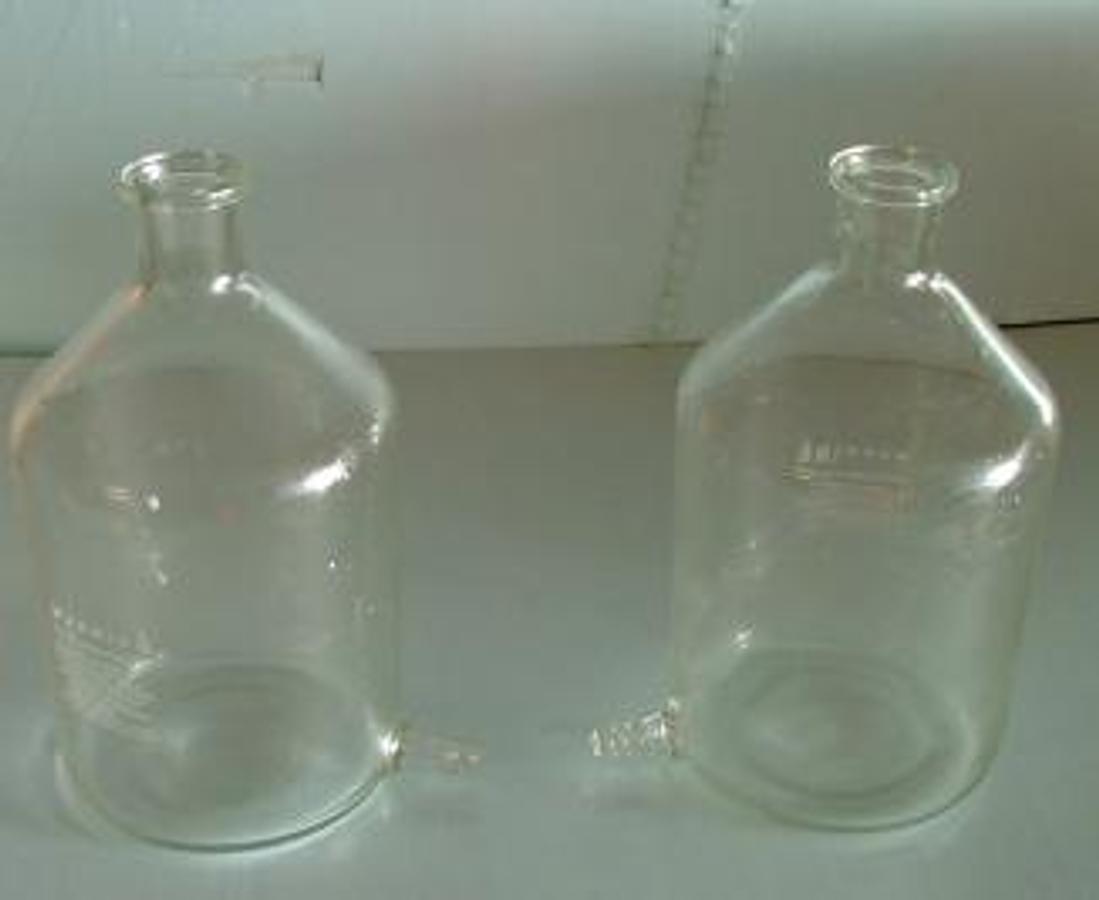 Used QTY. 2. CORNING 2500 ML