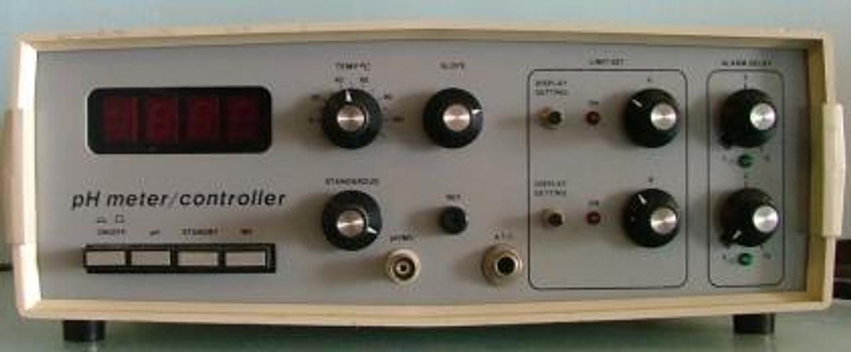 Used BARNET CO. PH METER CONTROLLER MODEL: 501-3400