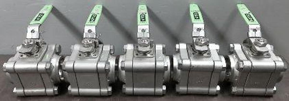 Used KITZ 1 ½" 1500 WOG CF8M SOCKET 3 PIECE BALL VALVE