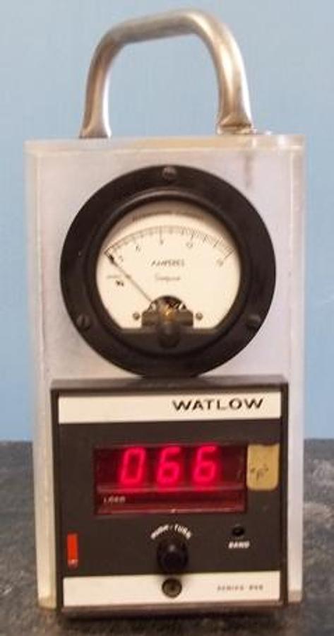 Used QTY. 1. PORTABLE GAUGE FOR MEASURING TEMPERATURE AND ALTERNATING CURRENT HOME MADE CONSISTING OF. WATLOW
