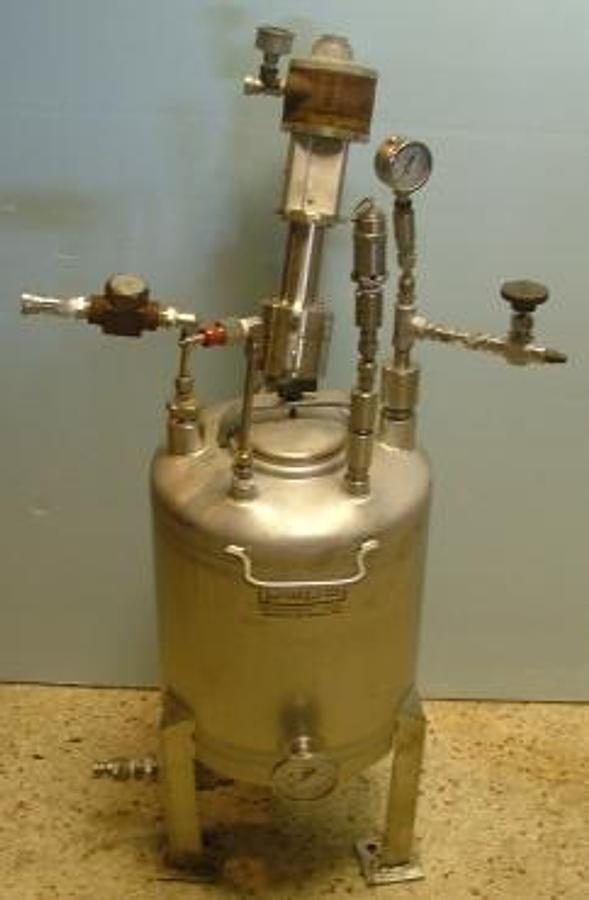 Used POPE SCIENTIFIC INC CERTIFIED BY ALLOY PRODUCTS CORP 120PSI MAX W.P. 300 DEG F DIV 1 MIN TEMP -20 DEG F 120PSI W/