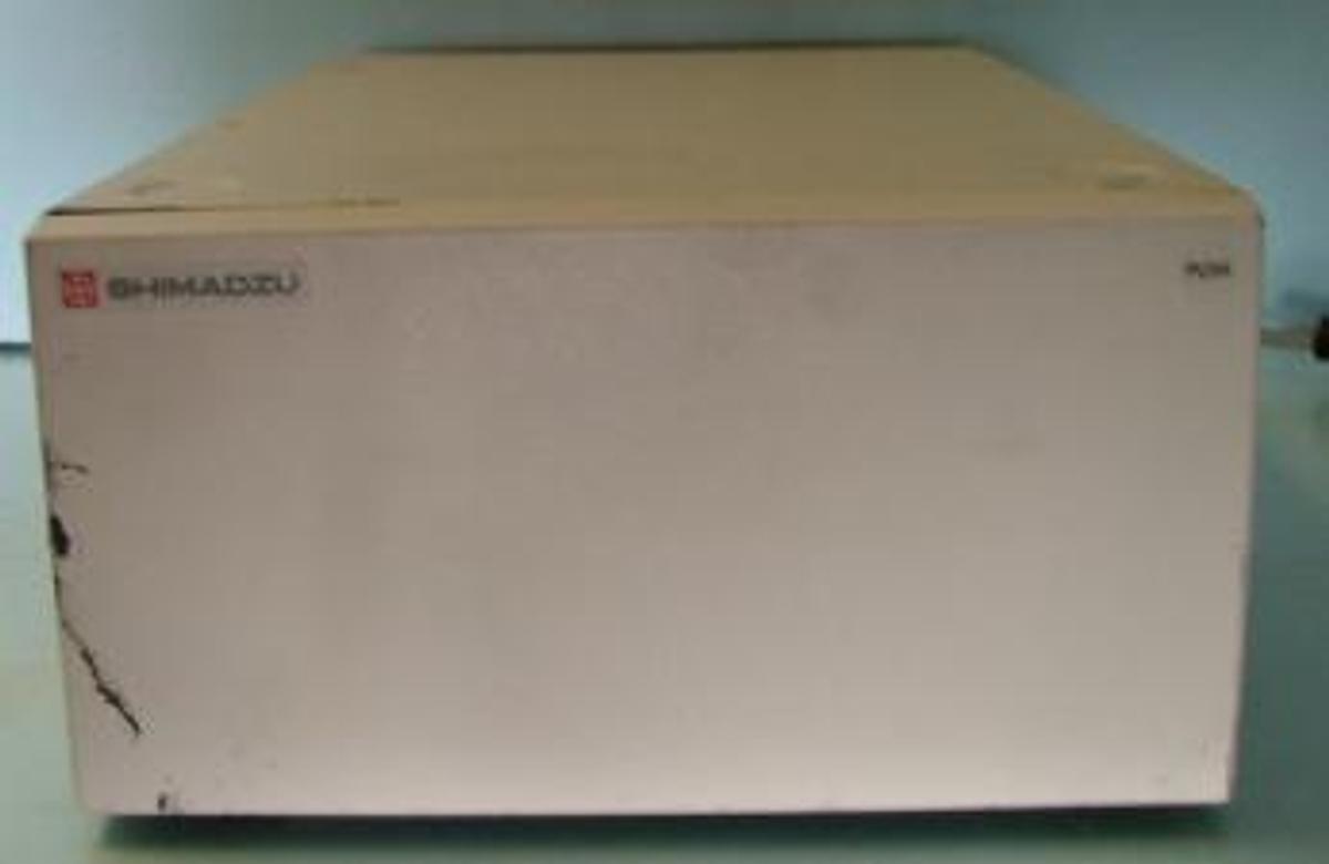 Used QTY. 1. SHIMADZU 100-120V 220-240V 50/60HZ MODEL OPTION BOX VP CAT NO 228-34708-91 SERIAL NO C21103400042.