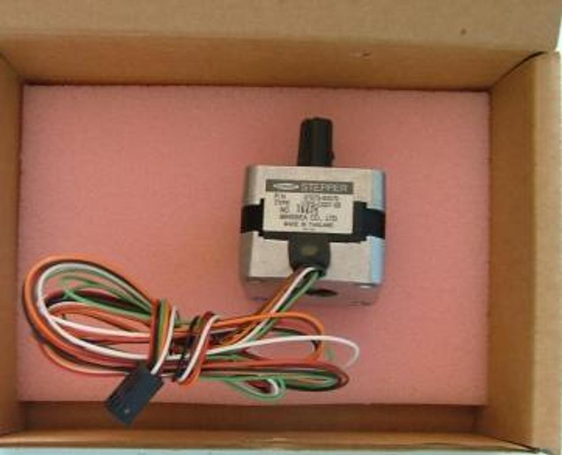 Used QTY. 1. HEWLETT PACKARD / ASTROSYN STEPPER MOTOR P/N: 07673-60570 TYPE: 17PS-CO37-03.