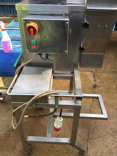 Used MEAT FLAKER WITH CONVEYOR