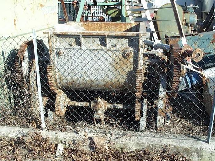 Used DIAPHRAGM PUMP VICENTINI MOD. CYCLOPS 2000
