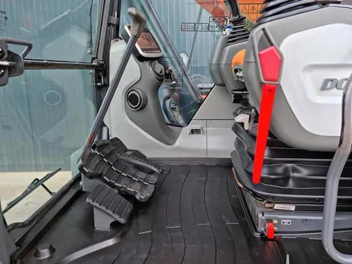 Gebraucht 2015 Doosan DX255LC-5