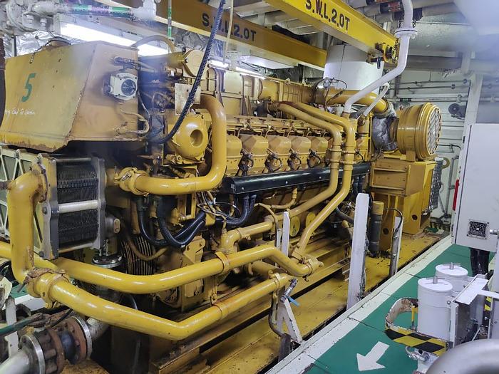 Used Caterpillar 3516C HD marine generators