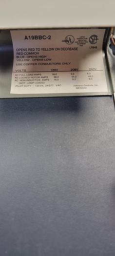 Johnson Controls A19BBC-2 Temperature Control Thermostat  RANGE 30/100DEG (109)