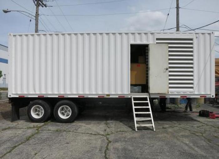 Used 800 kW 1999 Caterpillar XQ 800 Diesel Generator